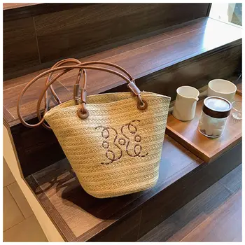Популярная сумка Женская сумка Большой Емкости 2023 Новая Наплечная Тканая сумка с травяной Текстурой Летняя Универсальная модная пляжная сумка