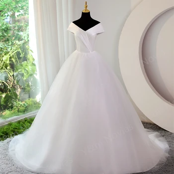 Модное Простое атласное свадебное платье с открытыми плечами, Длинный шлейф, Тюлевое Летнее платье Принцессы с вырезом лодочкой, Свадебное бальное платье