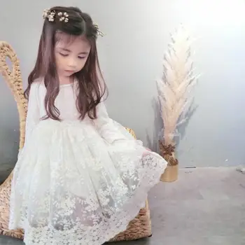 2023 Кружевное платье Принцессы для Маленьких девочек, Детская Одежда для Крещения Младенцев, Детские Элегантные Платья для Крещения, Уличная Одежда с Бисером