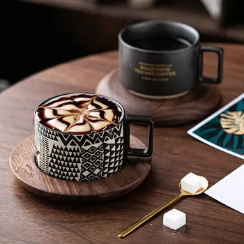 Креативная кофейная чашка в американском стиле, блюдце, ложка, маленький роскошный набор чашек для воды, индивидуальность, тренд, кружка на заказ