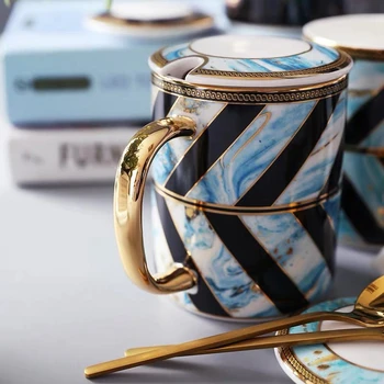 Роскошные Мраморные Кофейные Чайные Керамические кружки объемом 350 мл с крышкой и золотой ложкой Офисные кружки для питья Подарочные чашки