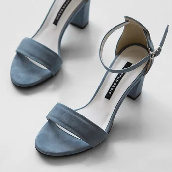 Роскошная модная женская обувь на высоком каблуке, лето 2022, Новые женские босоножки на высоком (5 см-8 см) Повседневные женские босоножки Высокого качества